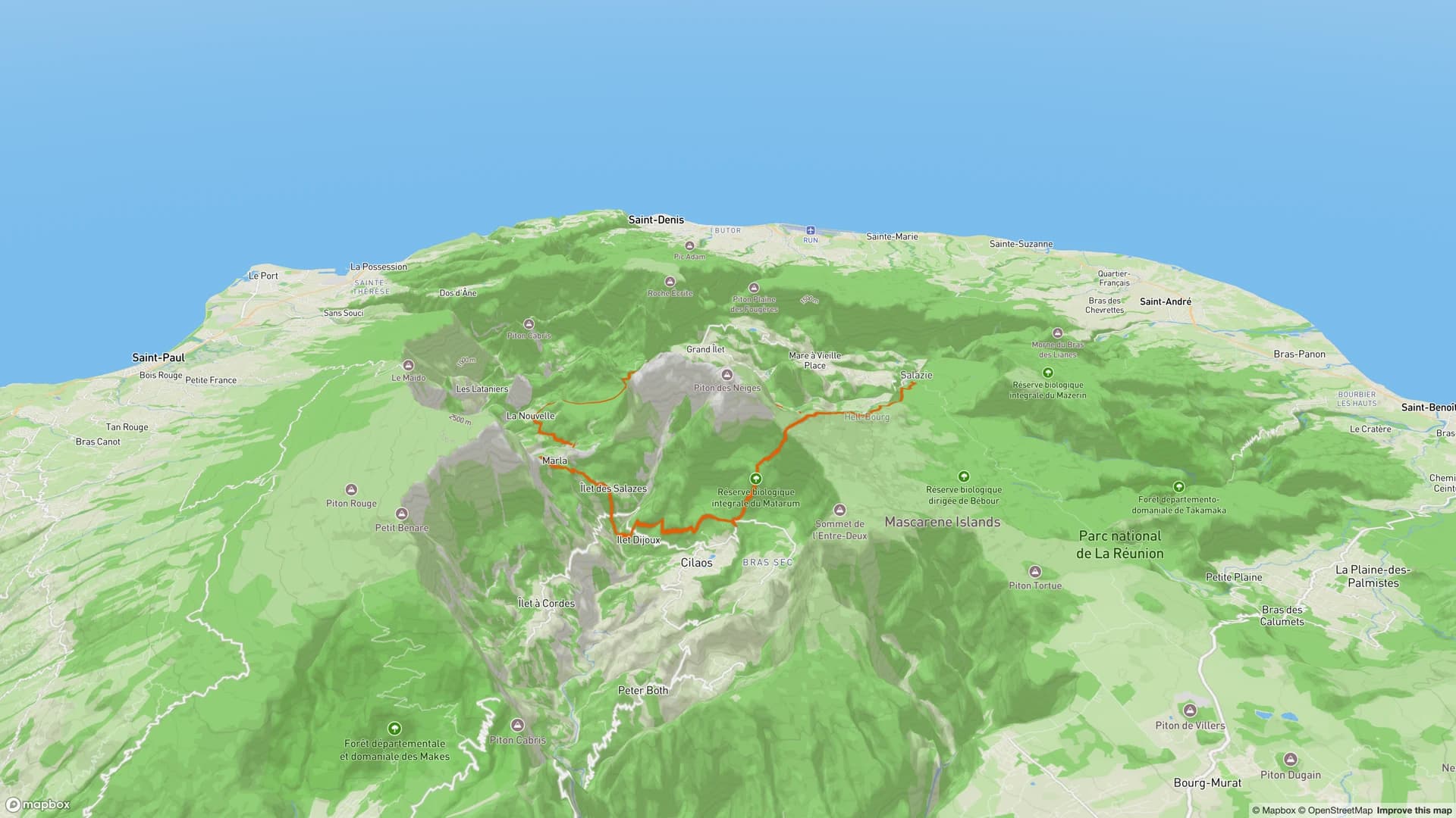 GRR1 Tour du Piton des Neiges