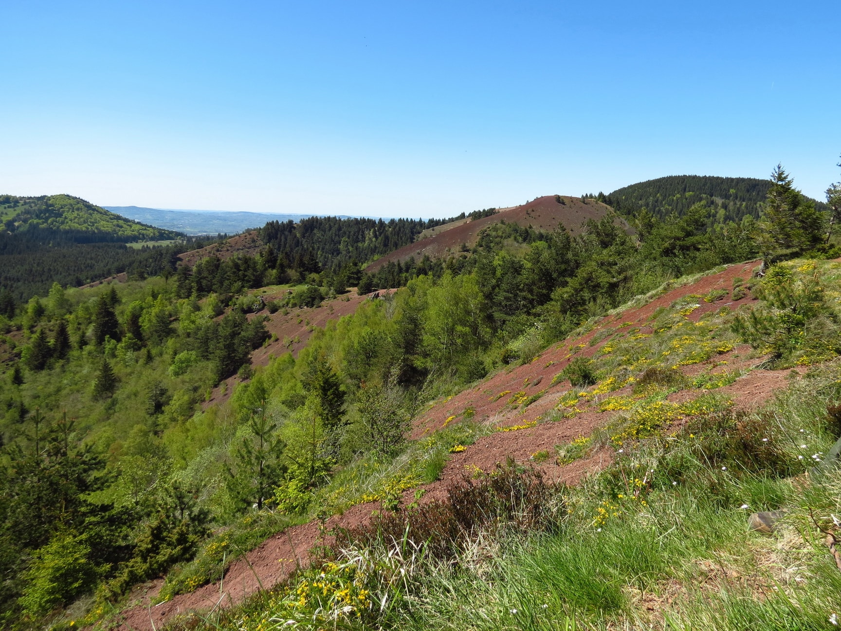 GR441 Tour de la Chaîne des Puys - photo 4